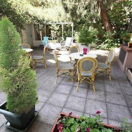 Garden Отель Тулуза